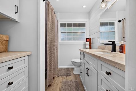 1916 Marian Lane Santa Rosa CA 95405