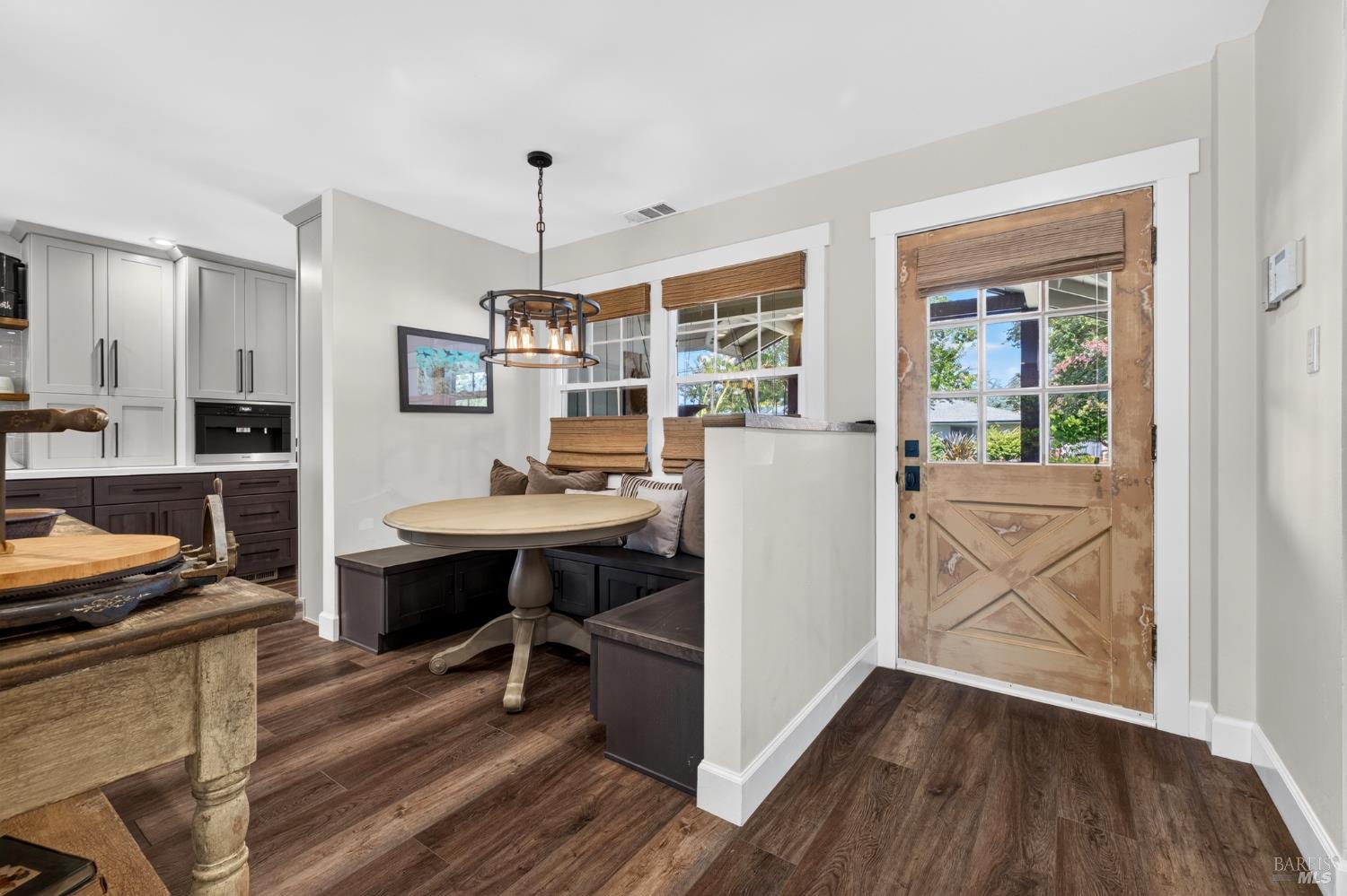 1916 Marian Lane Santa Rosa CA 95405