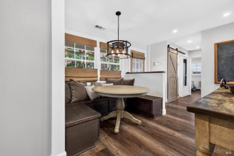 1916 Marian Lane Santa Rosa CA 95405