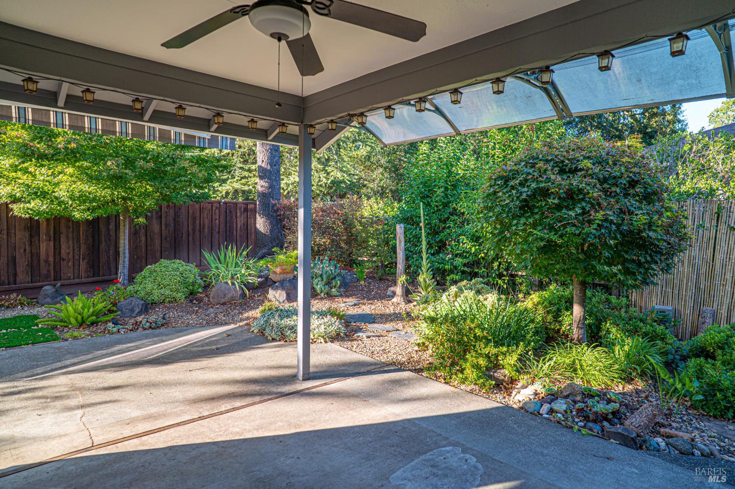 6401 Meadow Creek Lane Santa Rosa CA 95409
