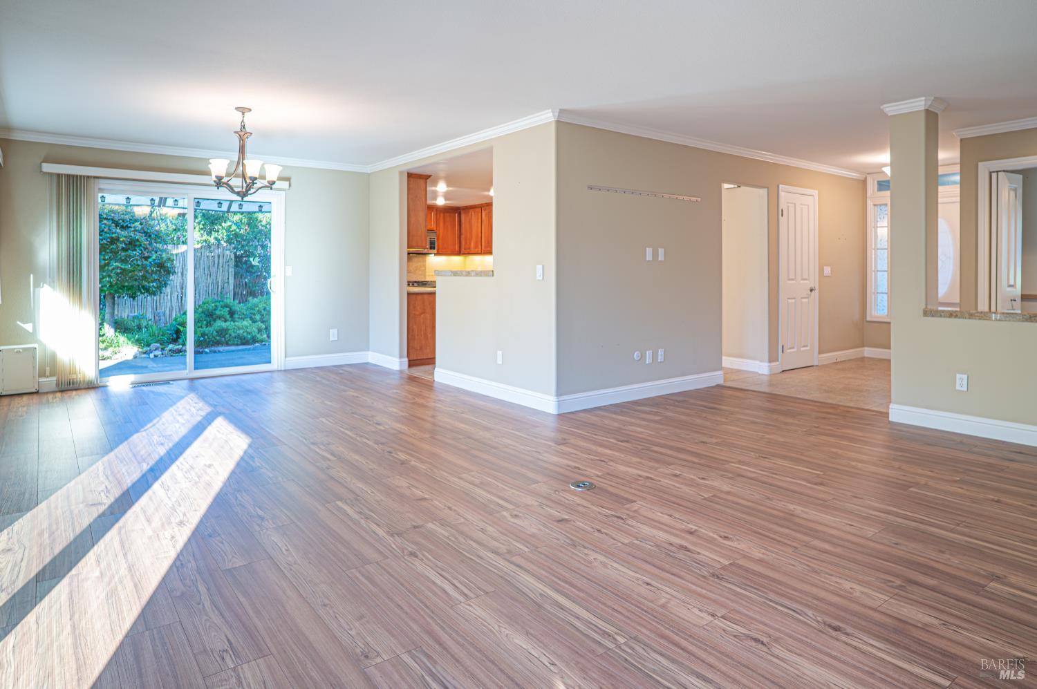 6401 Meadow Creek Lane Santa Rosa CA 95409