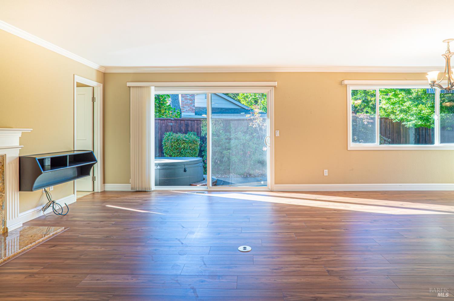 6401 Meadow Creek Lane Santa Rosa CA 95409