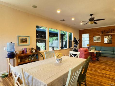 121 Zinfandel Court Cloverdale CA 95425