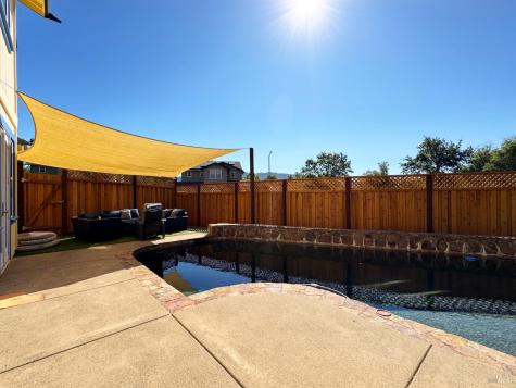 121 Zinfandel Court Cloverdale CA 95425
