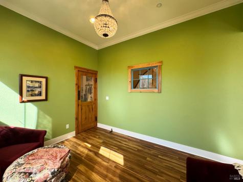 121 Zinfandel Court Cloverdale CA 95425