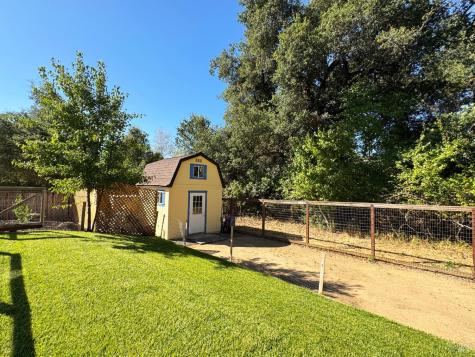 121 Zinfandel Court Cloverdale CA 95425