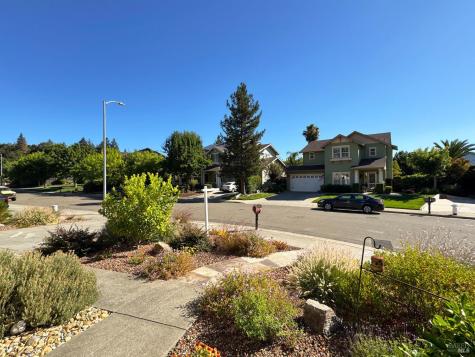 121 Zinfandel Court Cloverdale CA 95425
