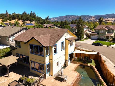 121 Zinfandel Court Cloverdale CA 95425
