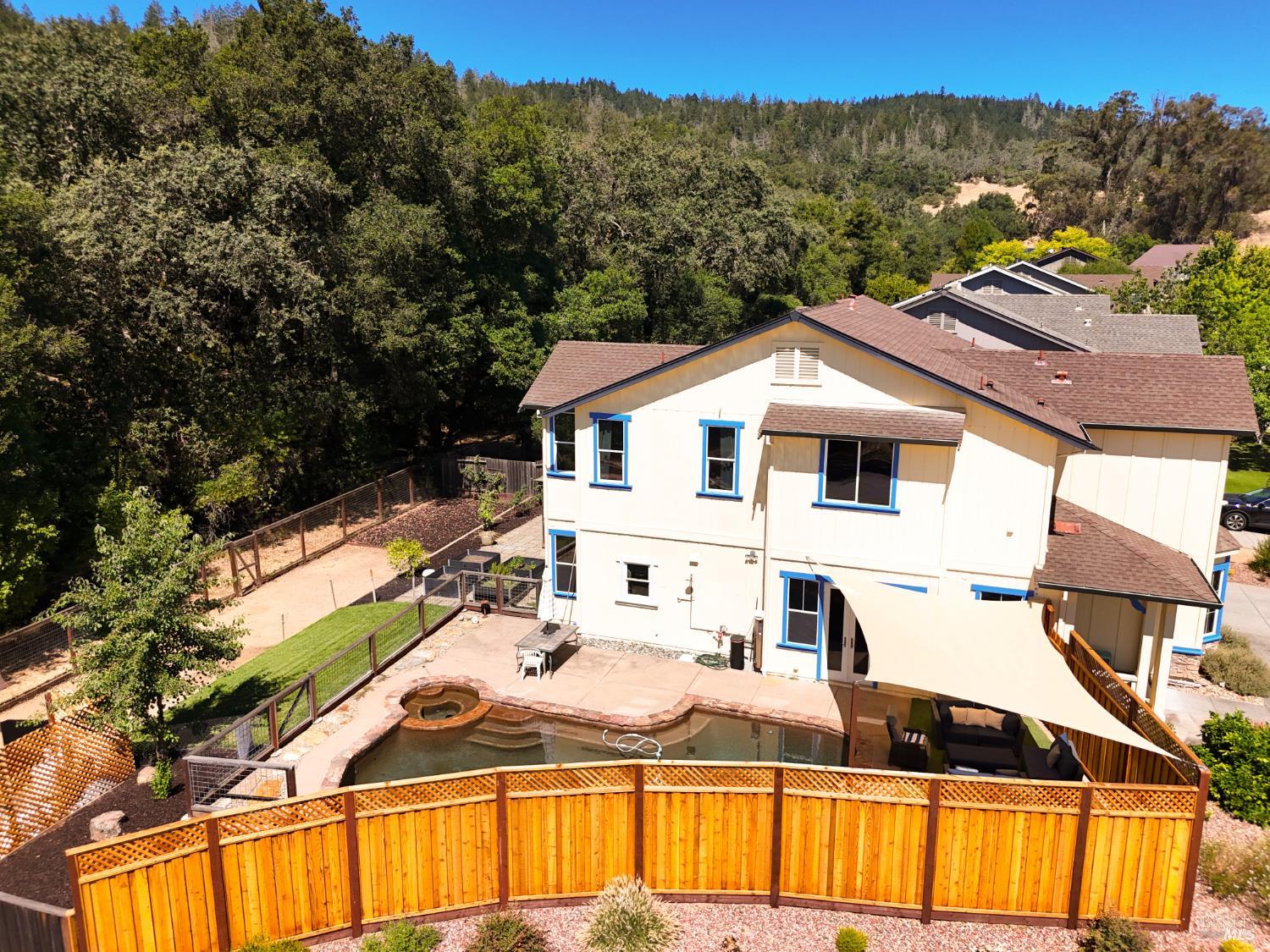 121 Zinfandel Court Cloverdale CA 95425