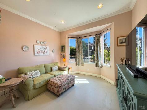 121 Zinfandel Court Cloverdale CA 95425