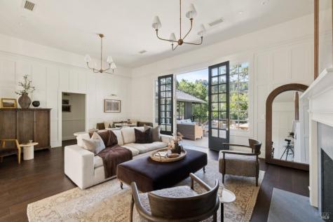 49 Hillcrest Avenue Larkspur CA 94939