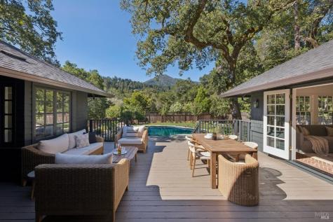 49 Hillcrest Avenue Larkspur CA 94939