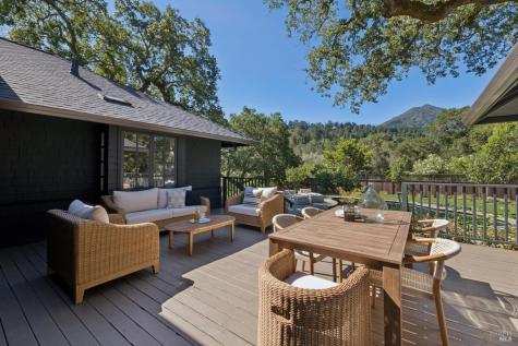 49 Hillcrest Avenue Larkspur CA 94939