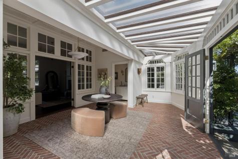 49 Hillcrest Avenue Larkspur CA 94939