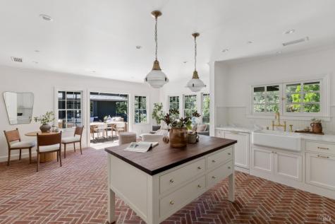 49 Hillcrest Avenue Larkspur CA 94939