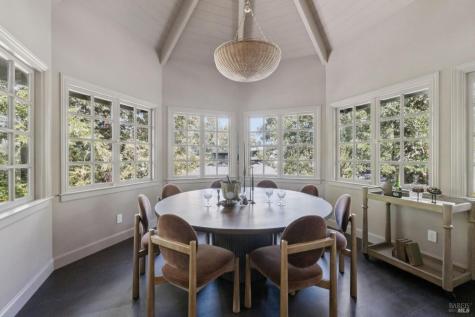 49 Hillcrest Avenue Larkspur CA 94939