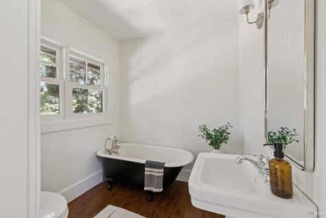 49 Hillcrest Avenue Larkspur CA 94939