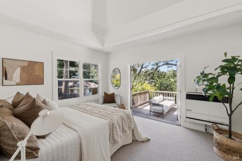 49 Hillcrest Avenue Larkspur CA 94939