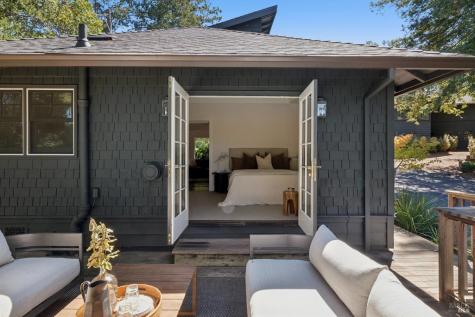 49 Hillcrest Avenue Larkspur CA 94939