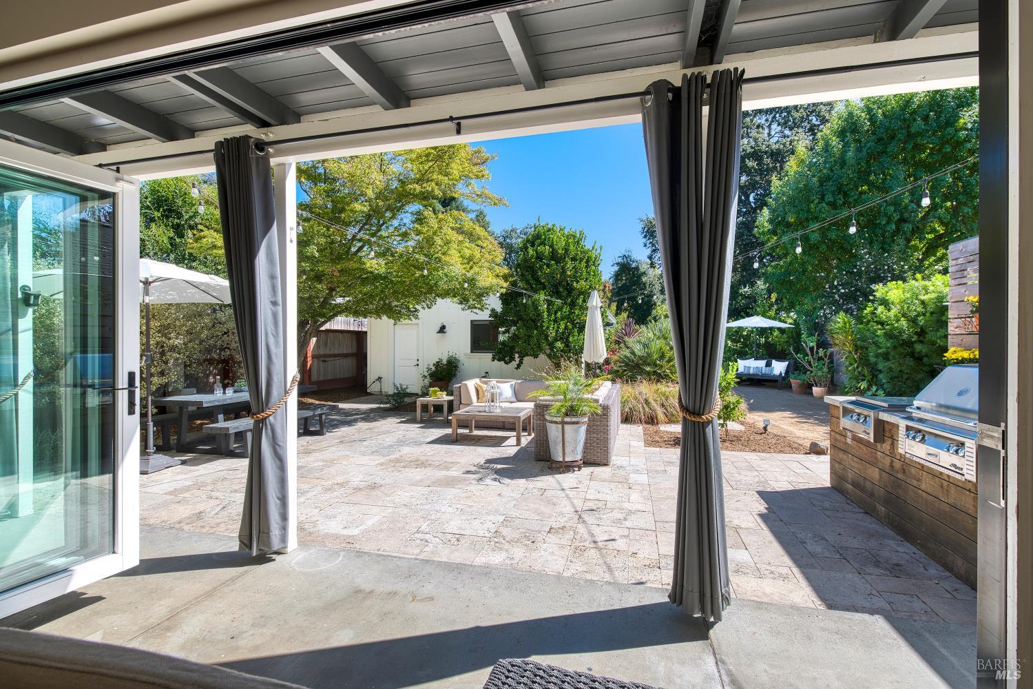 538 3rd Street E Sonoma CA 95476