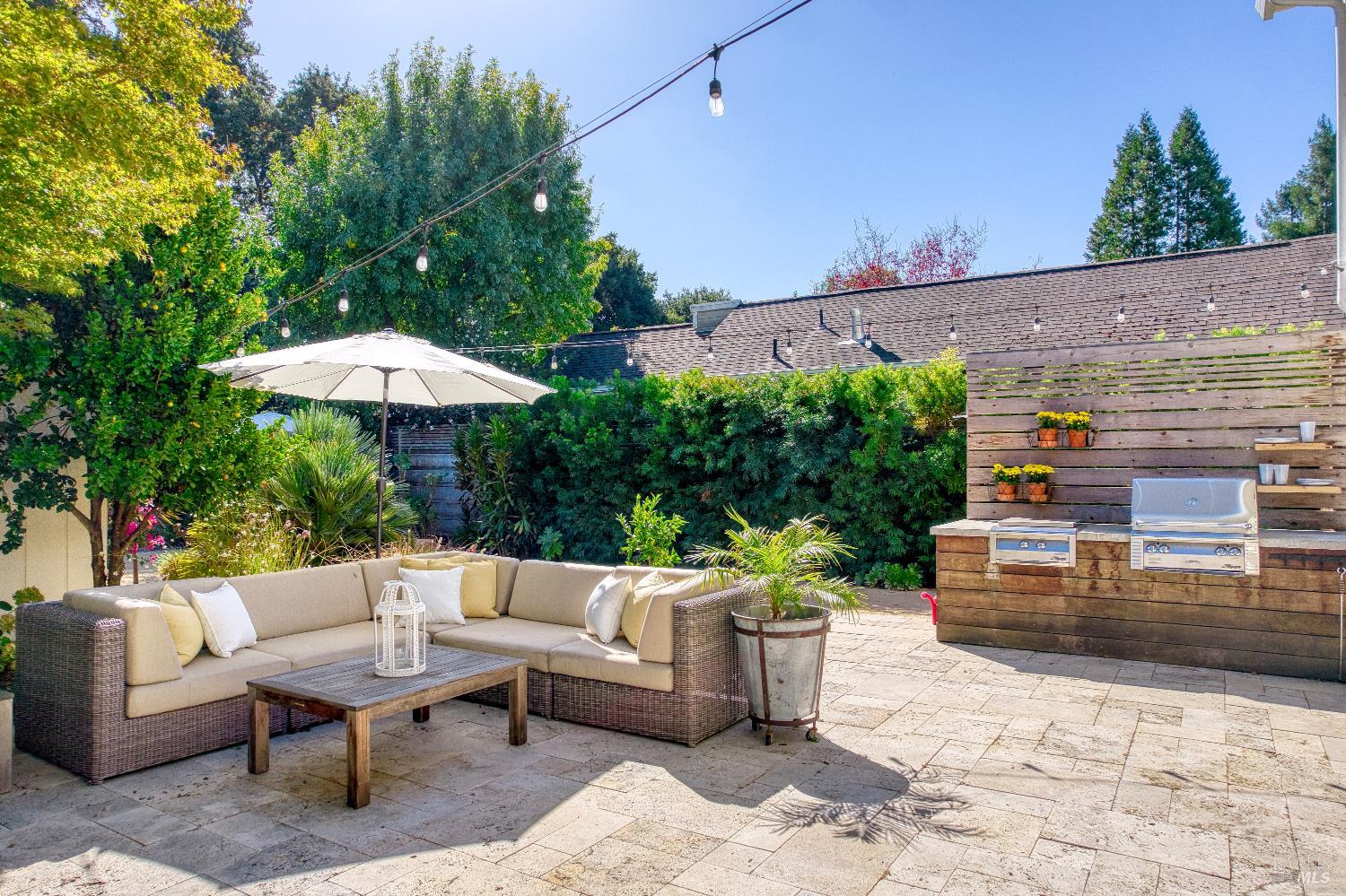 538 3rd Street E Sonoma CA 95476