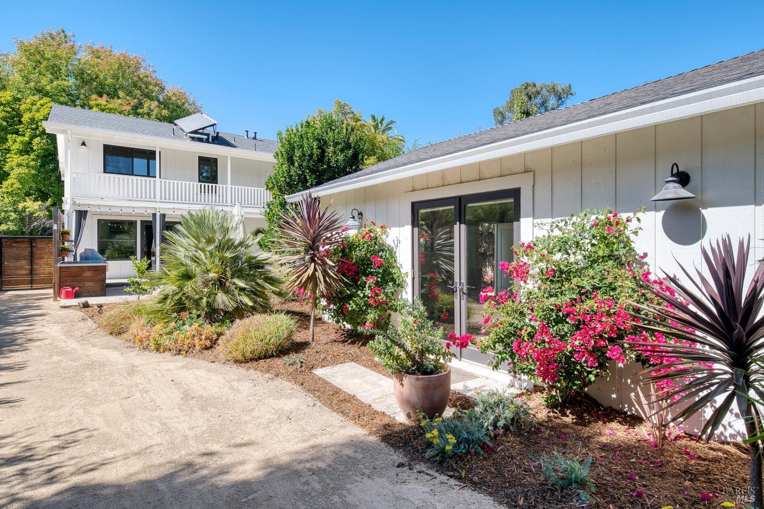 538 3rd Street E Sonoma CA 95476