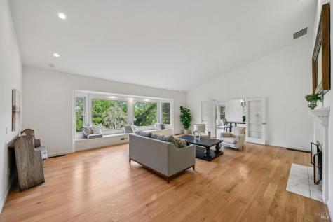 5 Maoli Drive San Rafael CA 94903