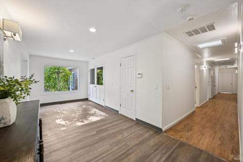 5 Maoli Drive San Rafael CA 94903