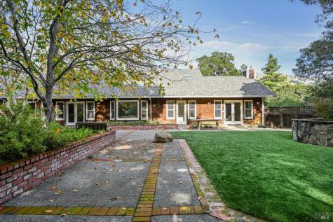 5 Maoli Drive San Rafael CA 94903