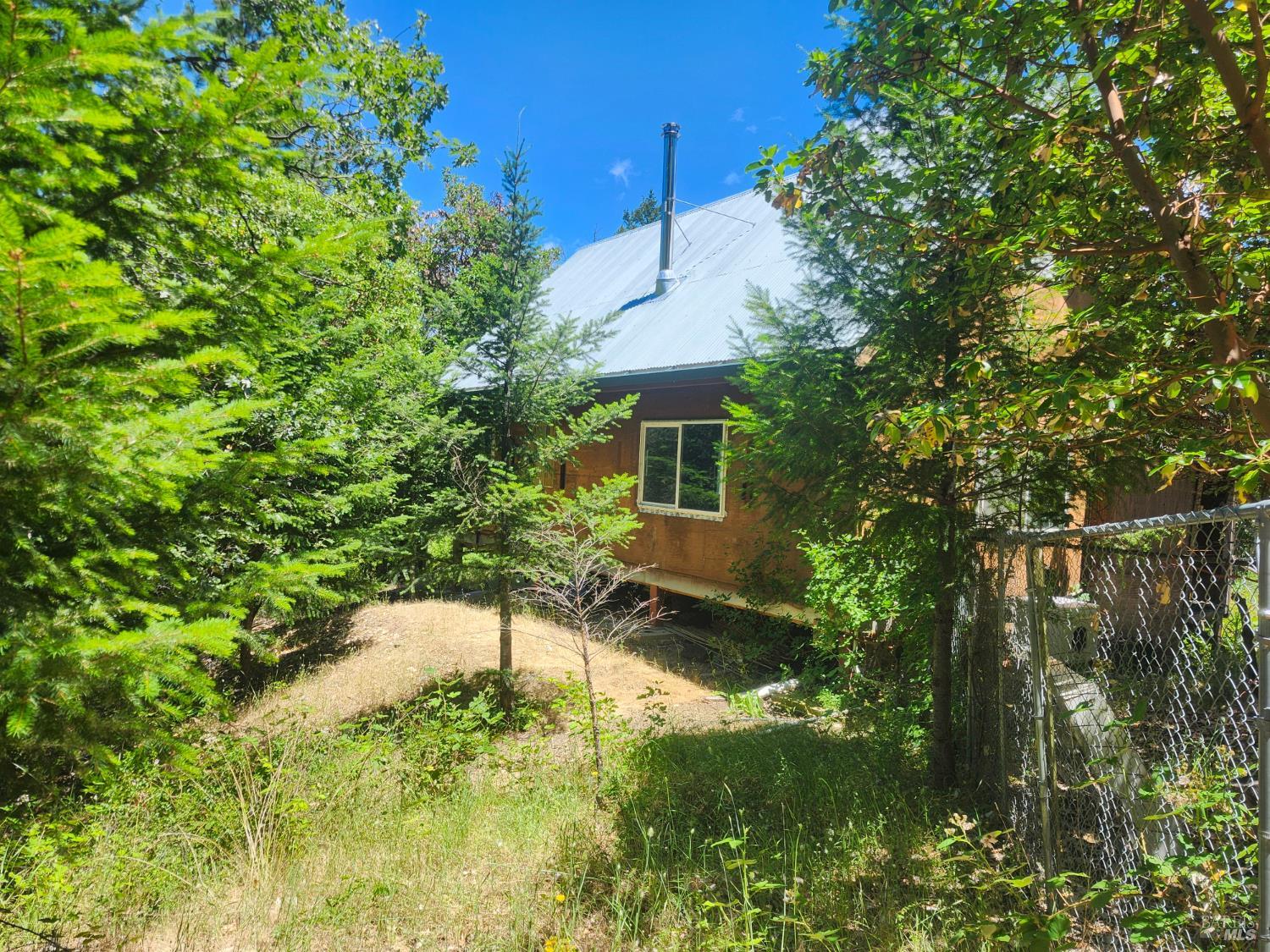 78577 Mina Road Covelo CA 95428