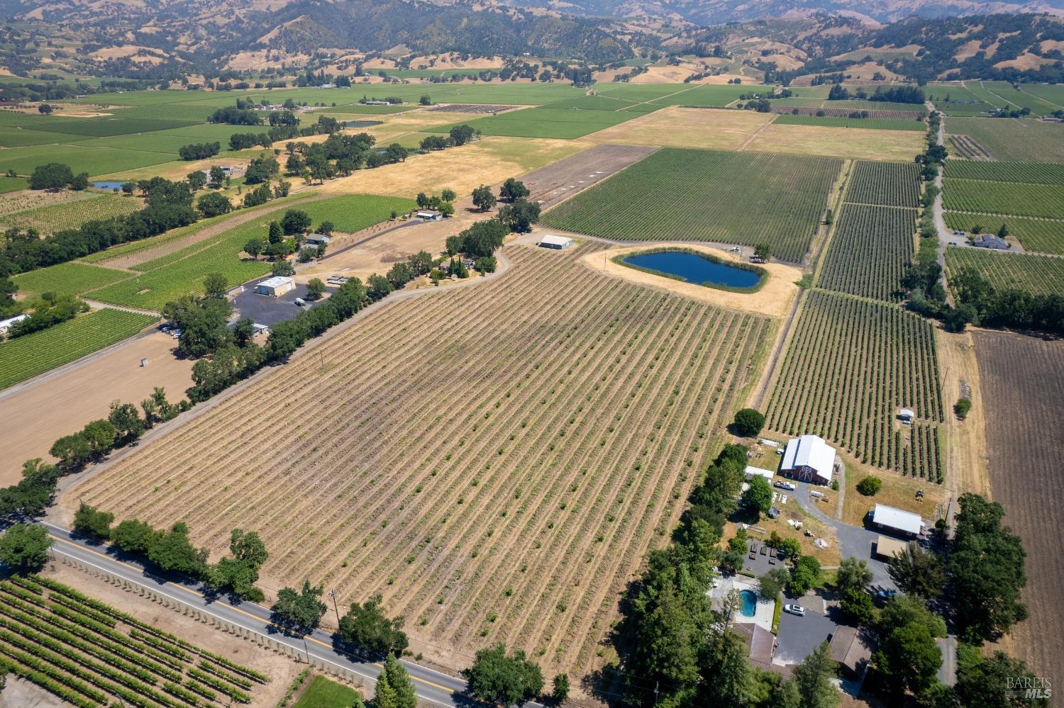 5744 Highway 128 Geyserville CA 95441
