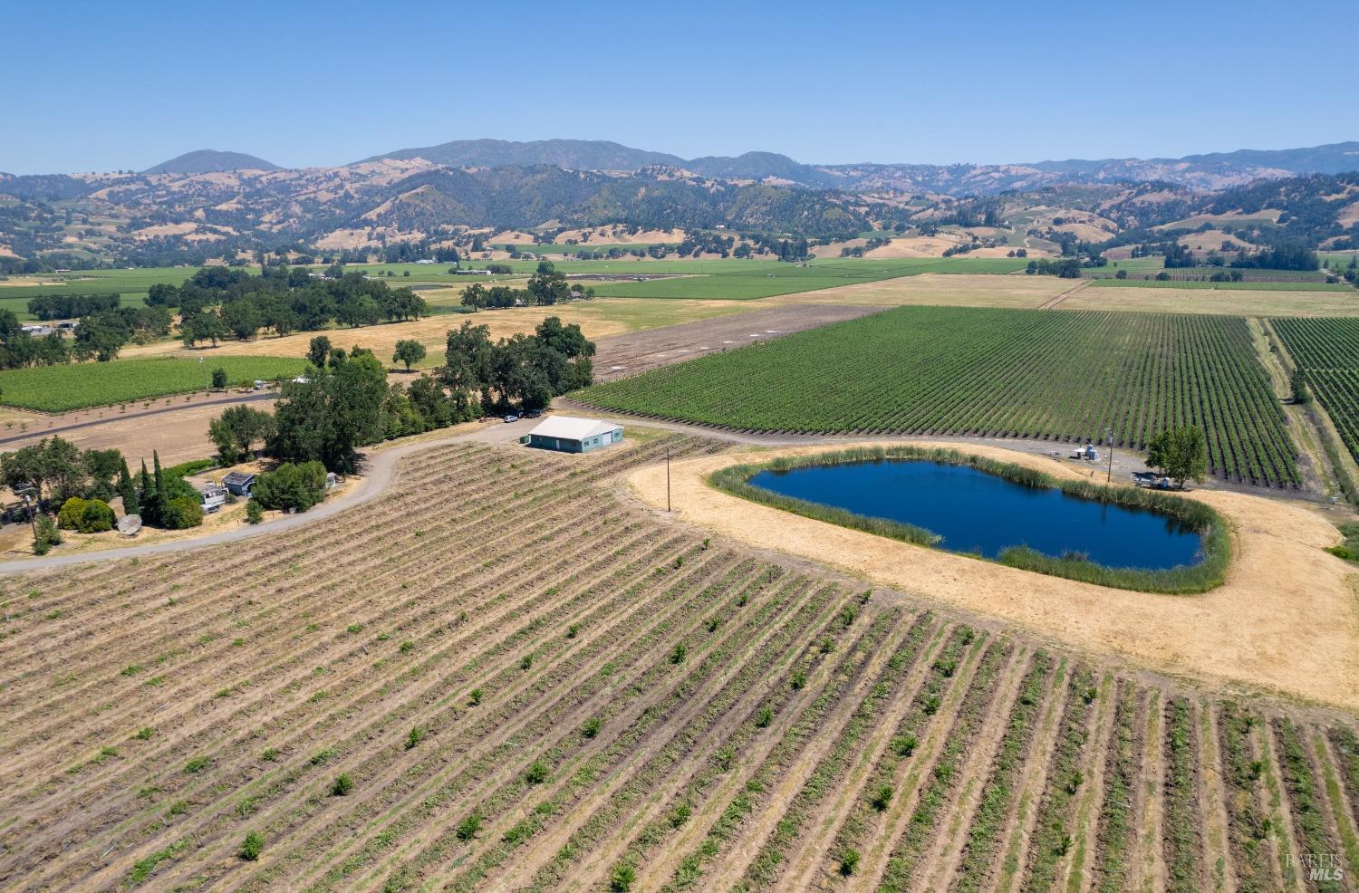 5744 Highway 128 Geyserville CA 95441