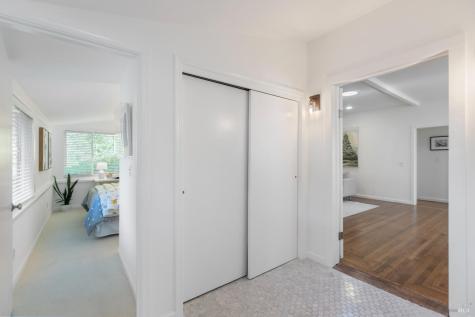 5 Hillside Avenue Kentfield CA 94904