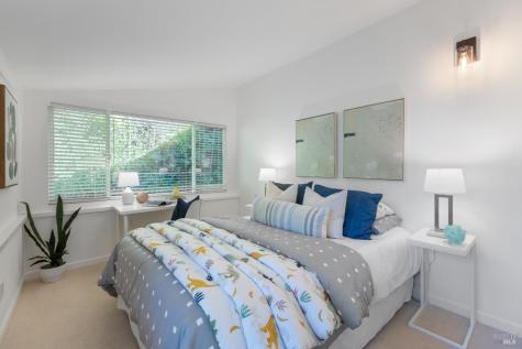 5 Hillside Avenue Kentfield CA 94904