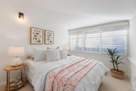 5 Hillside Avenue Kentfield CA 94904