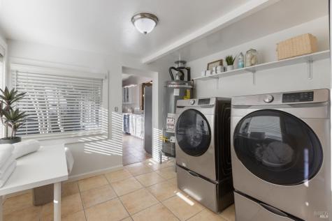 5 Hillside Avenue Kentfield CA 94904