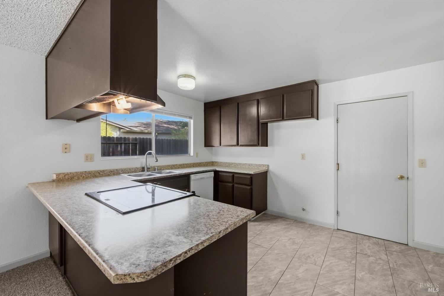 805 Avon Court Dixon CA 95620