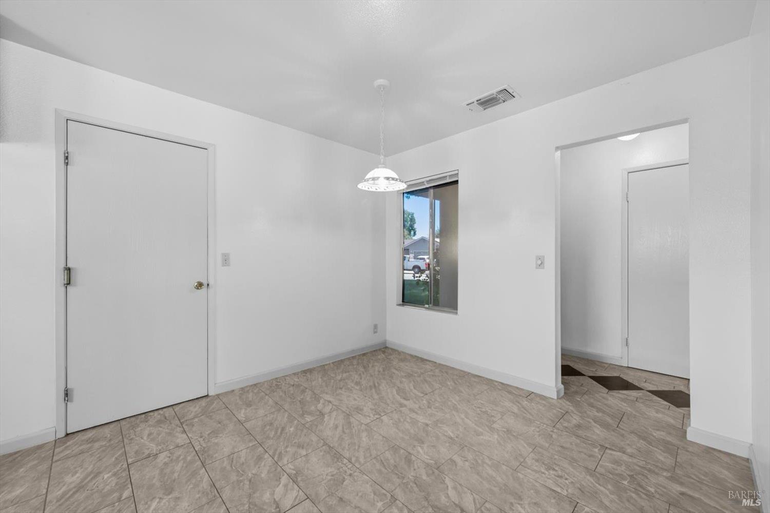 805 Avon Court Dixon CA 95620