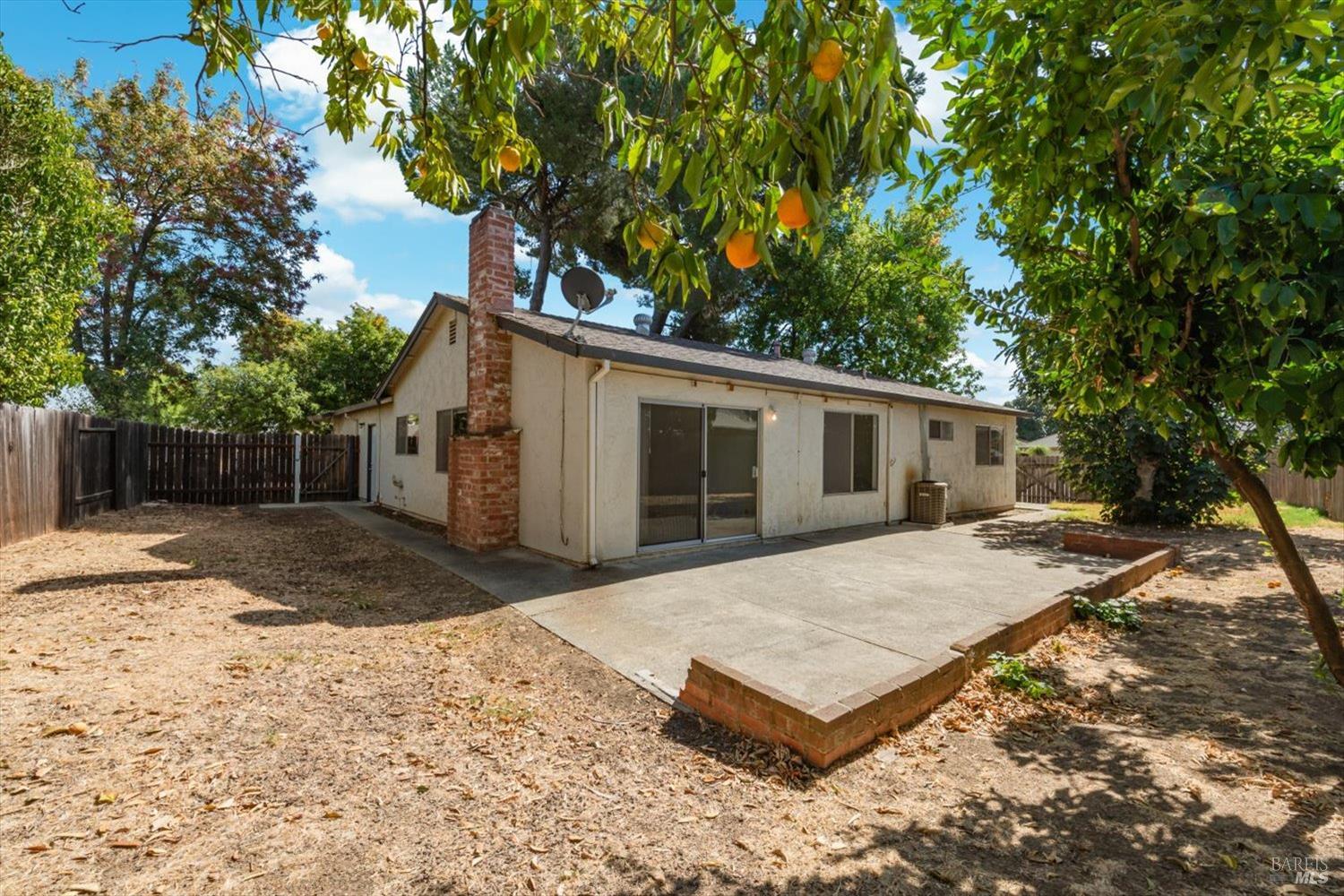 805 Avon Court Dixon CA 95620