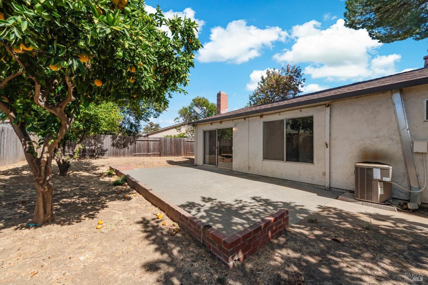 805 Avon Court Dixon CA 95620