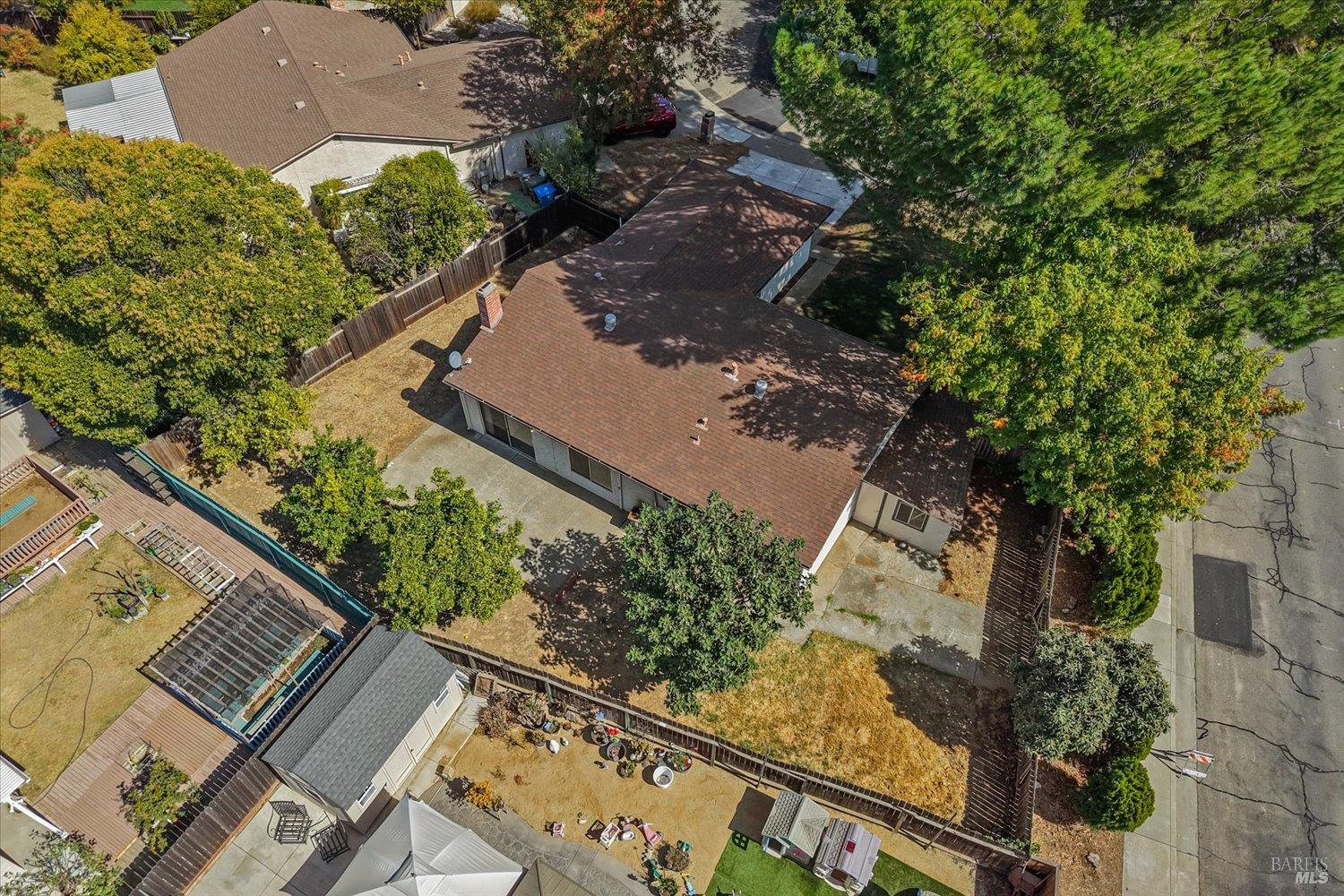 805 Avon Court Dixon CA 95620
