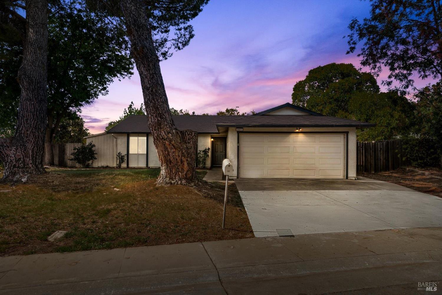 805 Avon Court Dixon CA 95620