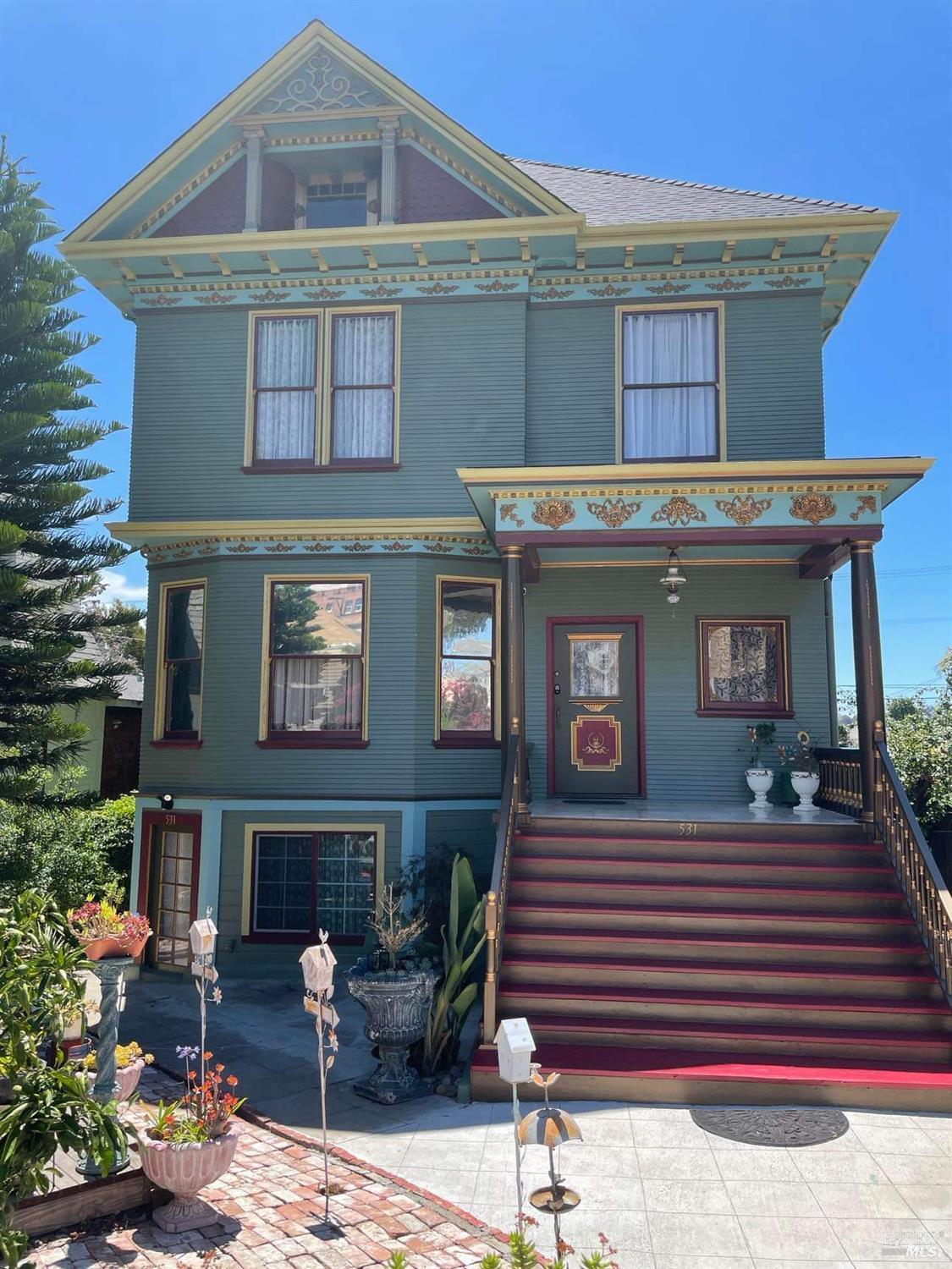 531 York Street Vallejo CA 94590