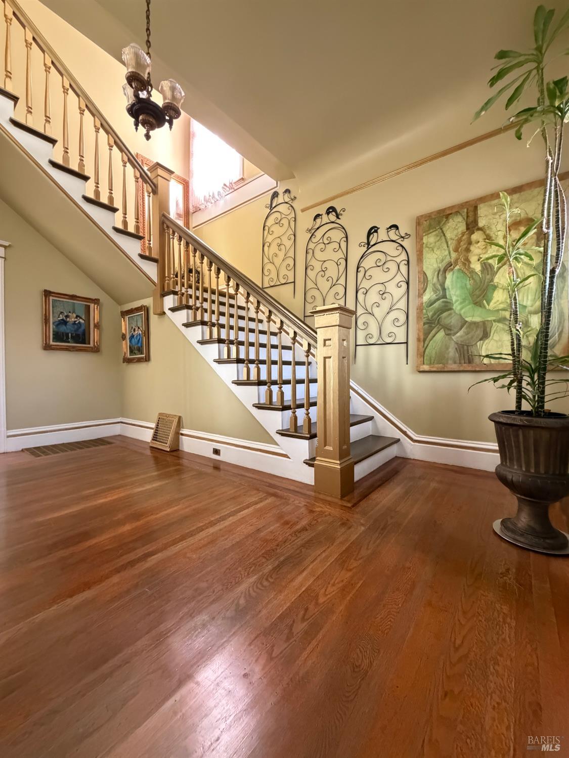531 York Street Vallejo CA 94590
