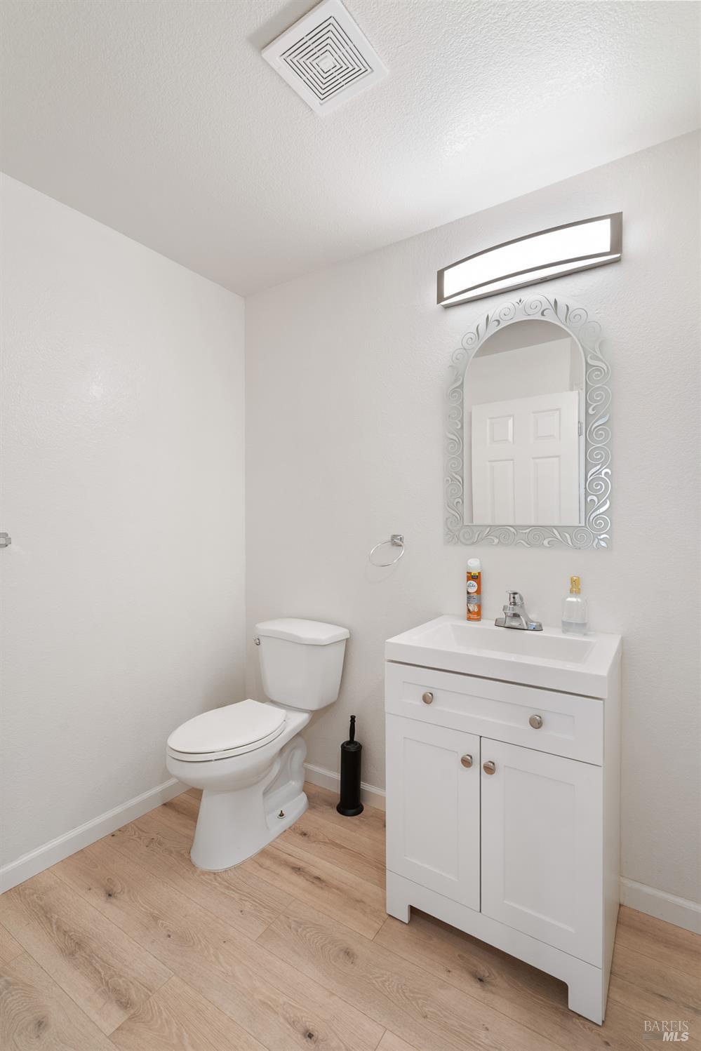 2454 Vista Grande Fairfield CA 94534