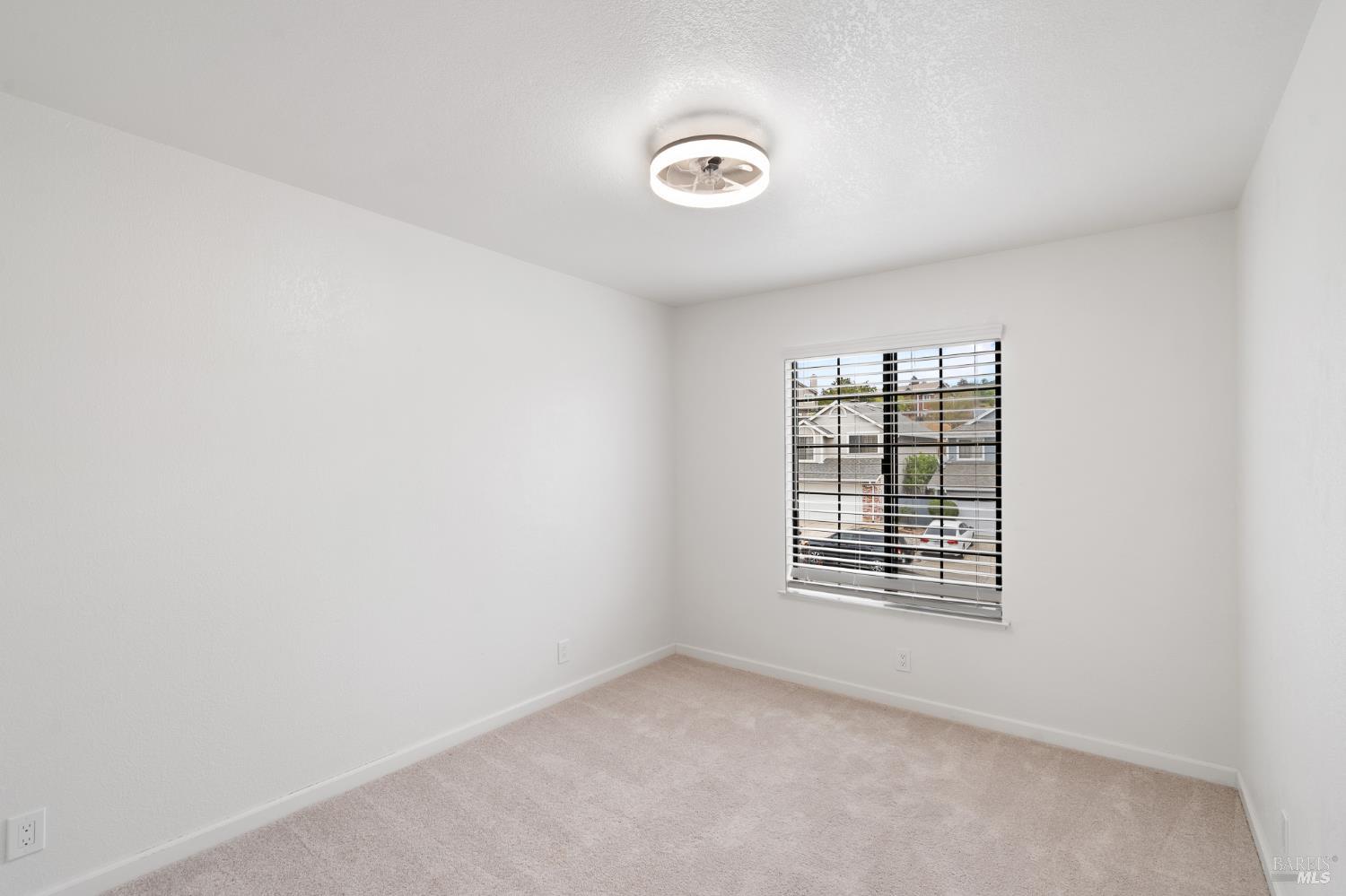 2454 Vista Grande Fairfield CA 94534