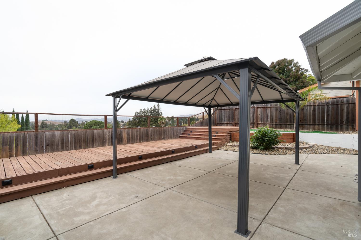2454 Vista Grande Fairfield CA 94534
