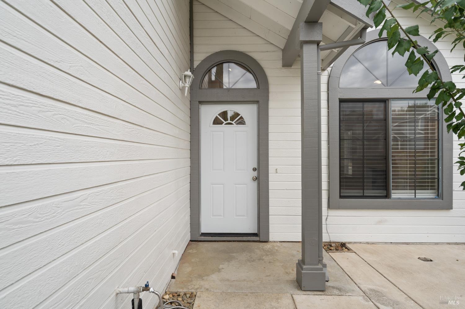 2454 Vista Grande Fairfield CA 94534