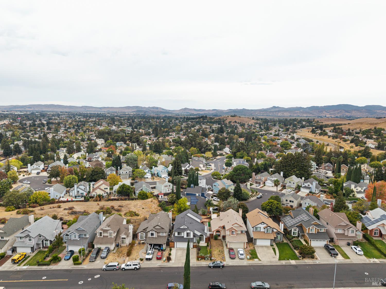 2454 Vista Grande Fairfield CA 94534