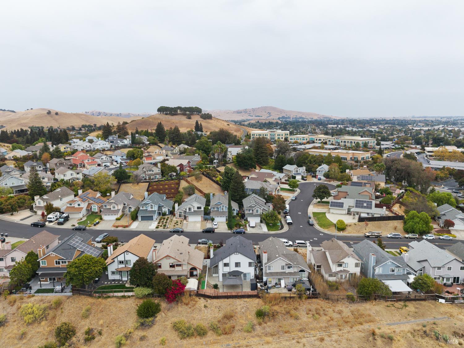 2454 Vista Grande Fairfield CA 94534